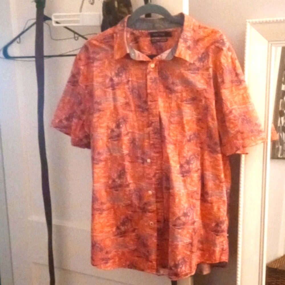 Men's Salmon colored relaxed fit tropical shirt XL only used 1x